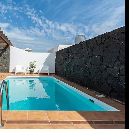 Sail Private Pool By Pvl Feriehus