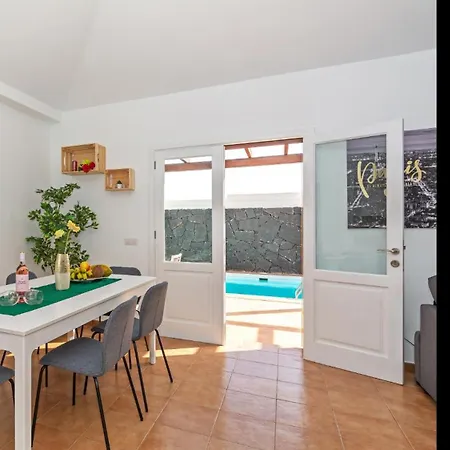 Sail Private Pool By Pvl 別荘 *